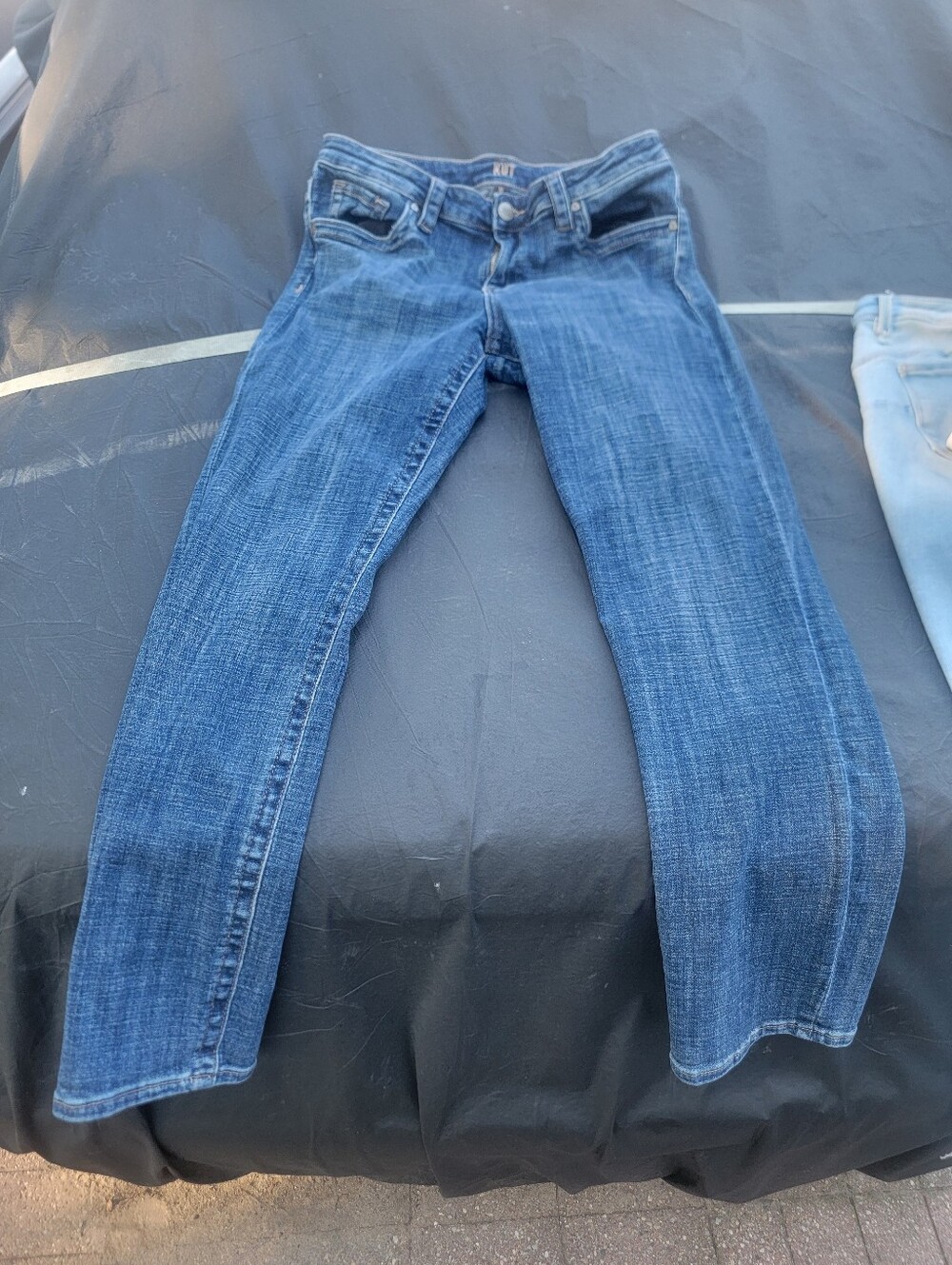 KUT From the Kloth Straight Leg Jeans Size 10